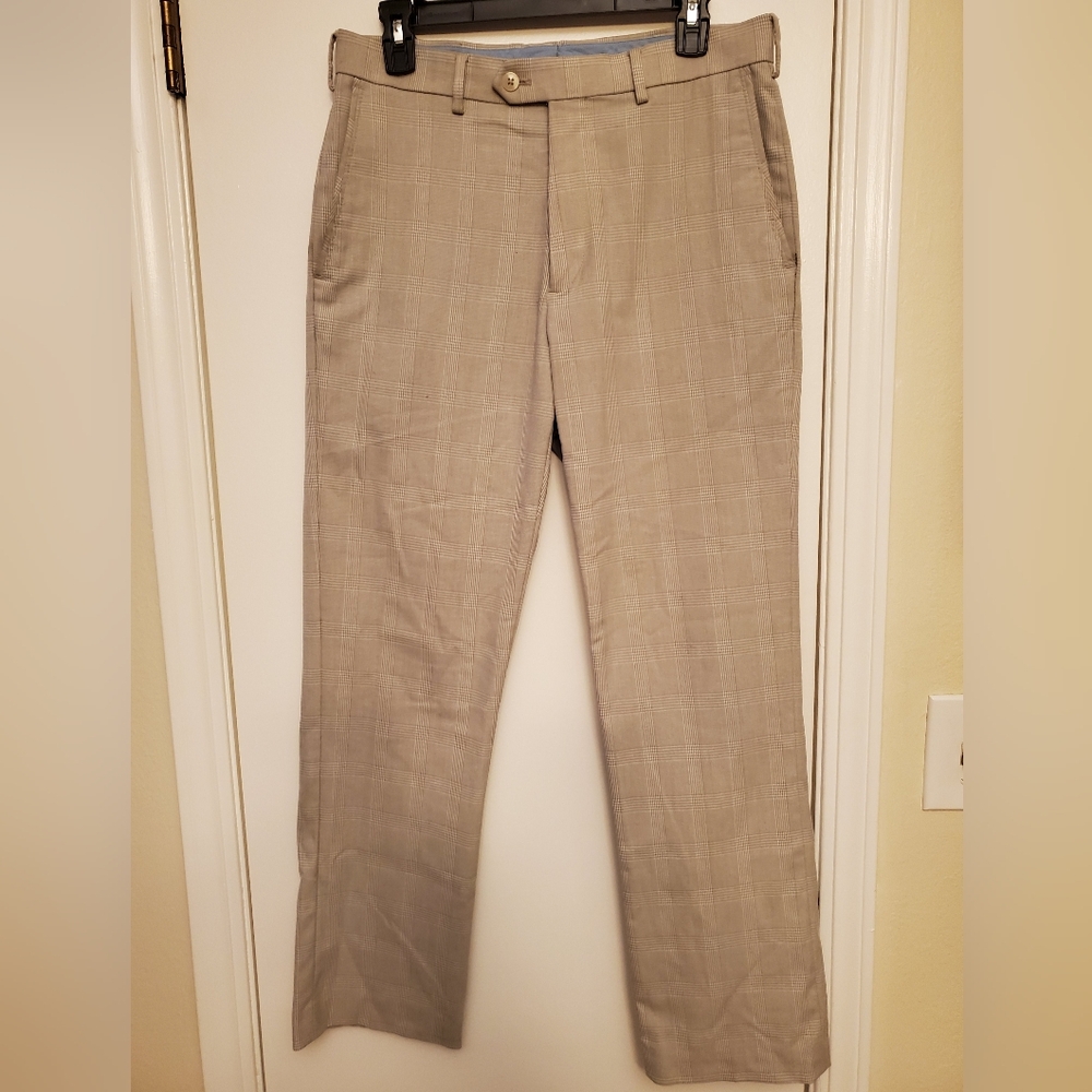 Roundtree & YorkeTravelSmart Ultimate Comfort Classic Fit Plaid Dress Pants